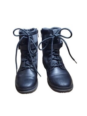 Ugg Women's Kesey Boots - Size 6